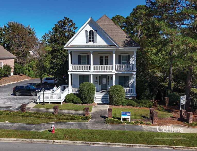 1713 Woodcreek Farms Rd, Elgin, SC à louer - Photo du bâtiment - Image 1 de 4