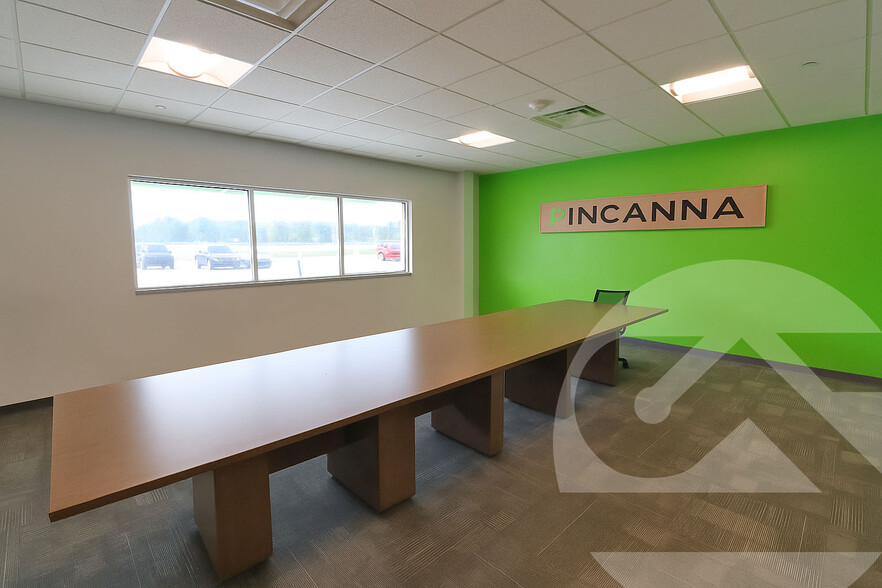 419 E Pinconning Rd, Pinconning, MI for sale - Building Photo - Image 3 of 14