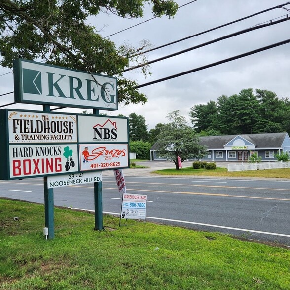 41 Nooseneck Hill Rd, West Greenwich, RI for lease - Building Photo - Image 3 of 15