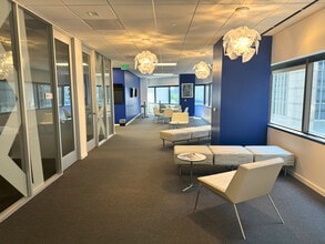 440 Louisiana St, Houston, TX for lease Interior Photo- Image 1 of 4