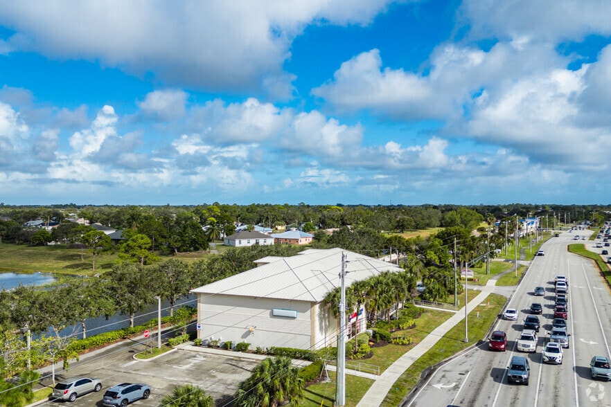 1775 SW Gatlin Blvd, Port Saint Lucie, FL for lease - Building Photo - Image 2 of 5