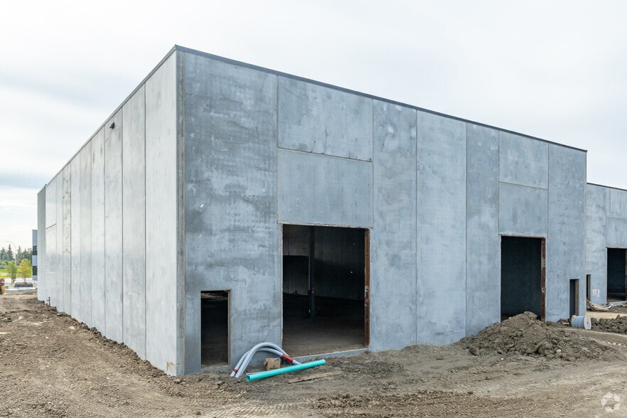 5035 28 St NW, Edmonton, AB for sale - Building Photo - Image 2 of 2