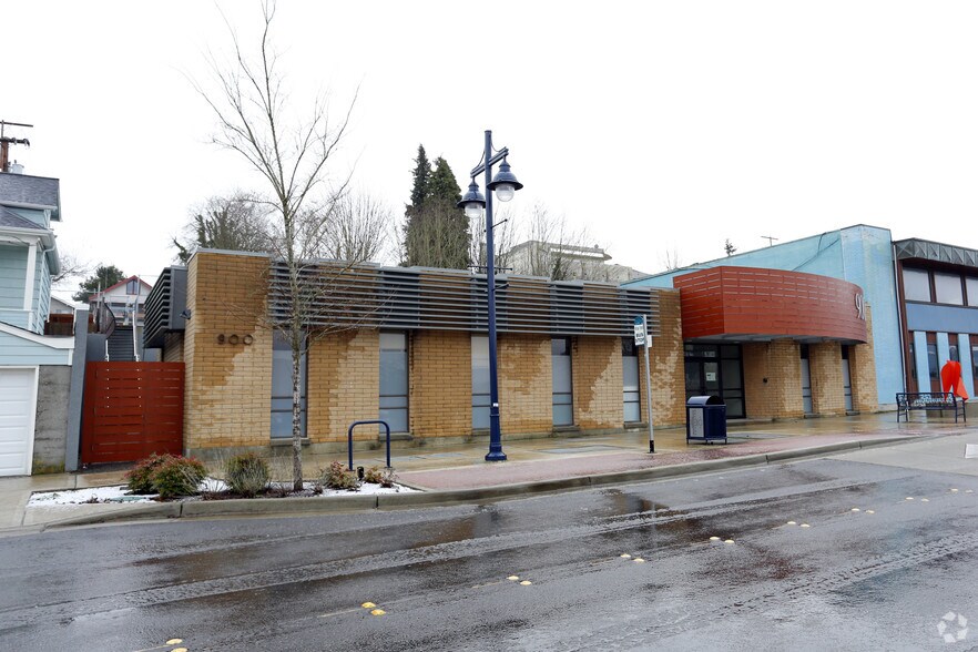 900 Pacific Ave, Bremerton, WA à louer - Photo du bâtiment - Image 2 de 2