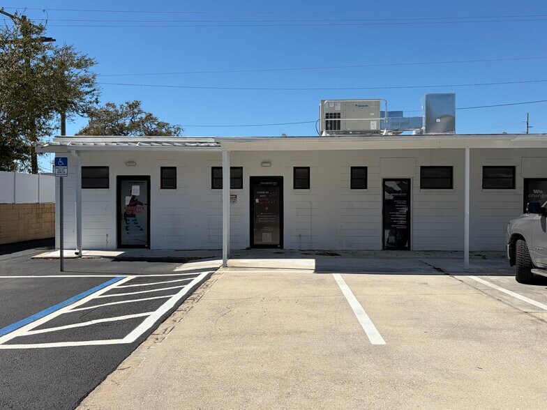 3418 W Swann Ave, Tampa, FL à louer - Photo du bâtiment - Image 3 de 19