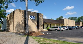 Plus de détails pour 11839-11843 Canon Blvd, Newport News, VA - Local d'activités à louer