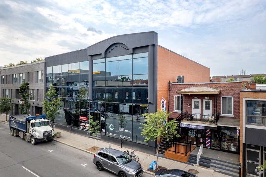 7422 Rue Saint-Hubert, Montréal, QC à vendre - Photo principale - Image 1 de 1