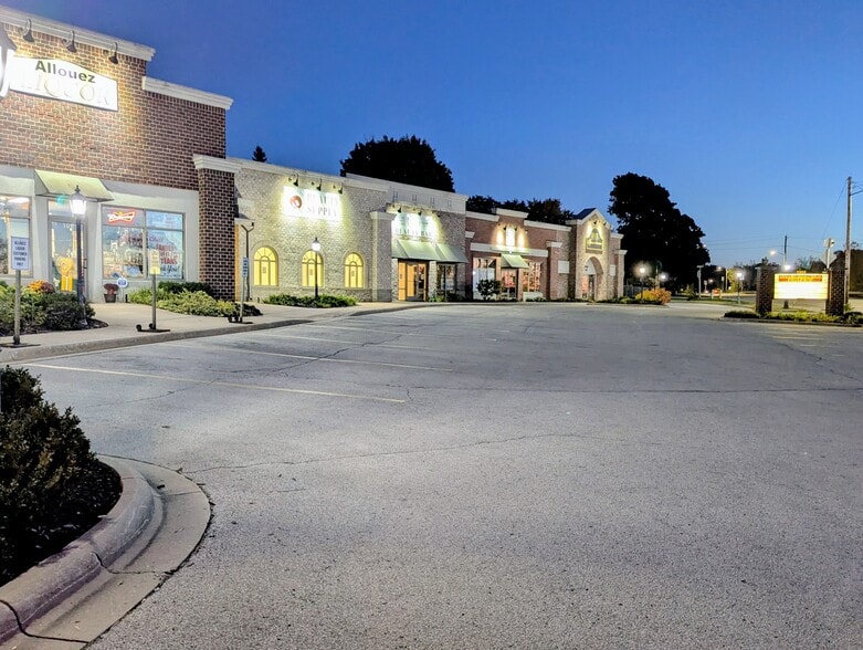 1255-1263 S Monroe Ave, Green Bay, WI for sale - Building Photo - Image 2 of 4