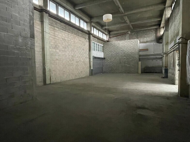 Flex dans Nanterre à louer - Photo intérieure - Image 2 de 14