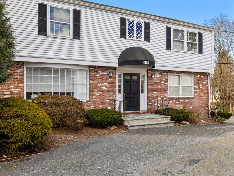 805 High St, Westwood, MA à louer - Photo du bâtiment - Image 2 de 21
