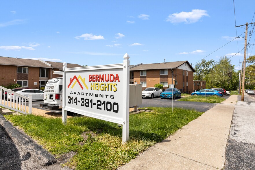 7718-7744 Springdale Dr, Saint Louis, MO à vendre - Photo du bâtiment - Image 3 de 18