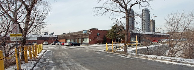 Plus de détails pour 2220 Midland Ave, Toronto, ON - Industriel à vendre