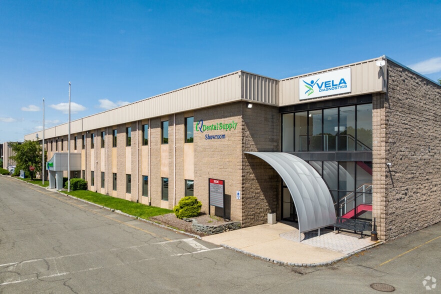 333 Route 46 W, Fairfield, NJ for lease - Building Photo - Image 2 of 9