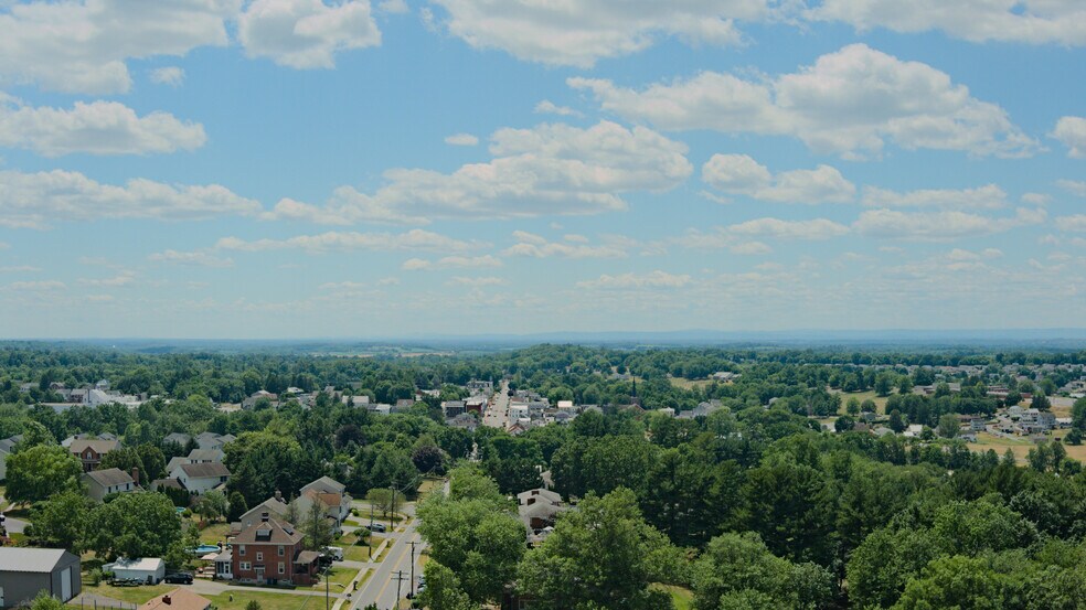 Smithsburg Pike St, Smithsburg, MD à vendre - Photo du bâtiment - Image 2 de 5