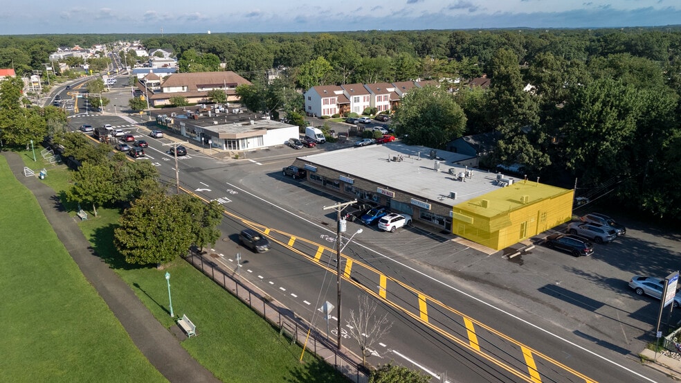 2243-2249 Bridge Ave, Point Pleasant, NJ for lease - Building Photo - Image 2 of 6
