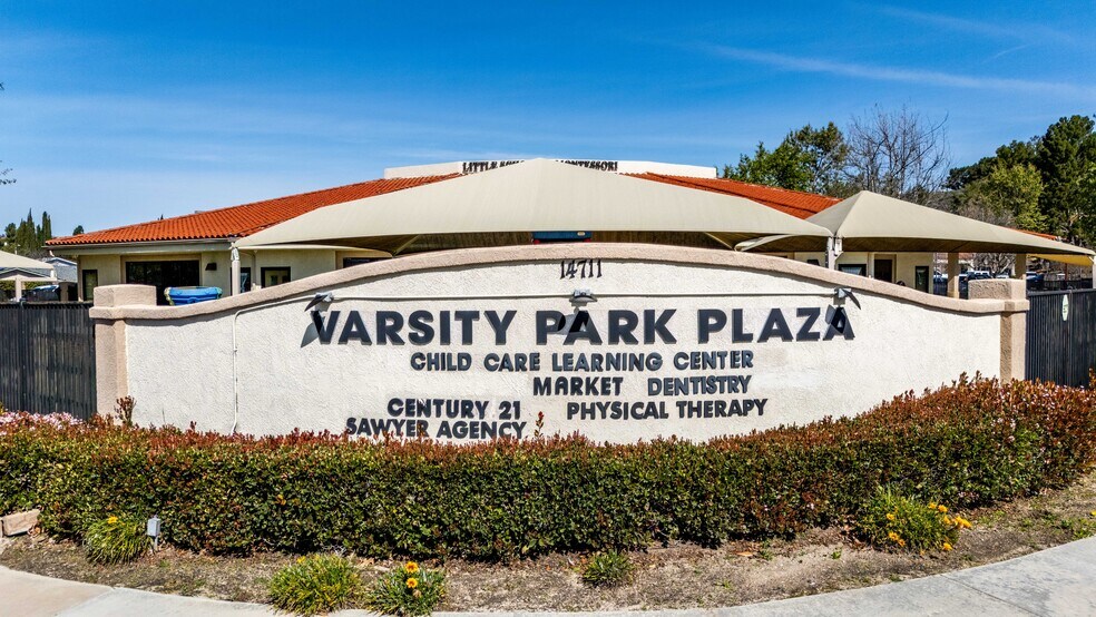 14701-14721 Princeton Ave, Moorpark, CA à louer - Photo du bâtiment - Image 2 de 37