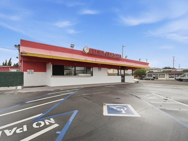 11919 Garfield Ave, South Gate, CA for sale - Primary Photo - Image 1 of 31