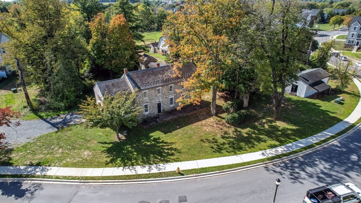 1776 Atlas Dr, Frederick, MD for sale Primary Photo- Image 1 of 9