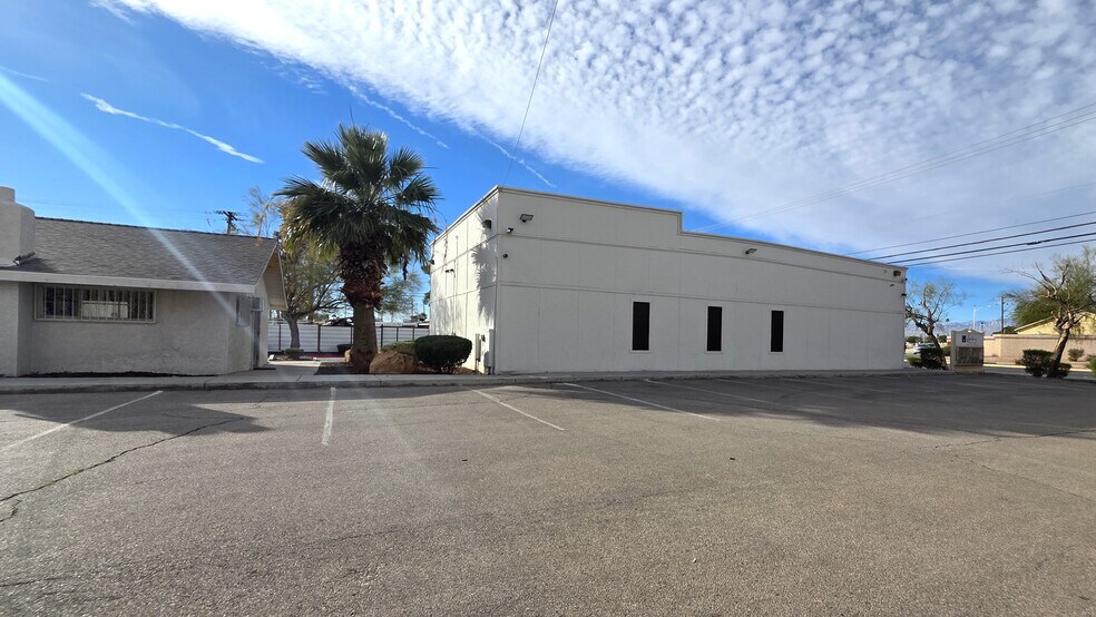 2610 N Martin L King Blvd, North Las Vegas, NV à vendre - Photo du bâtiment - Image 3 de 18
