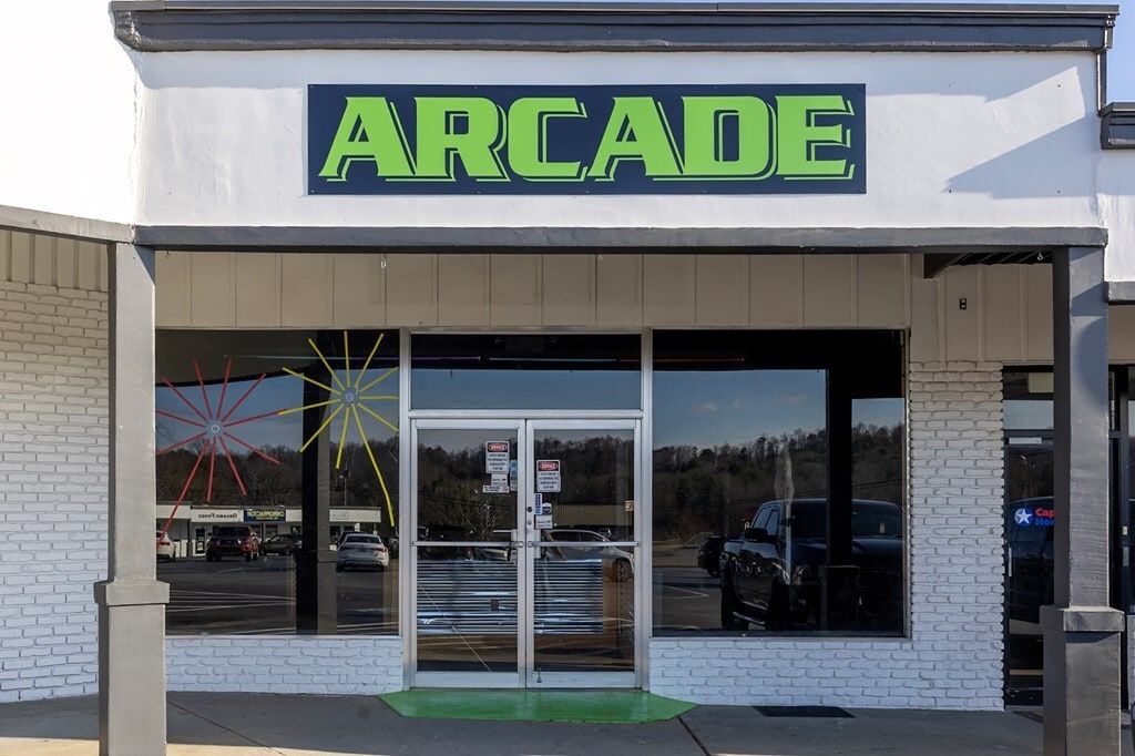 2672 E First St, Blue Ridge, GA for lease Building Photo- Image 1 of 8