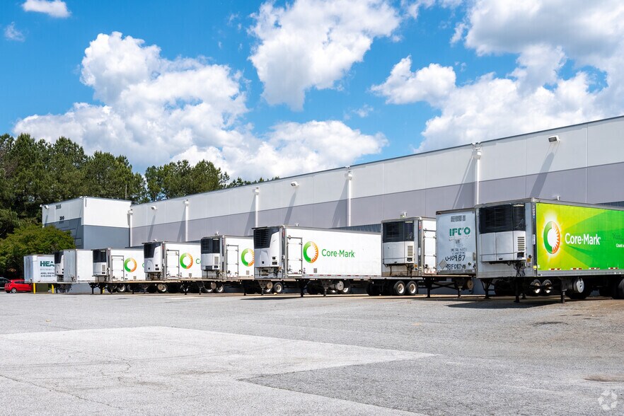 3655 Atlanta Industrial Dr NW, Atlanta, GA à louer - Photo du bâtiment - Image 2 de 7