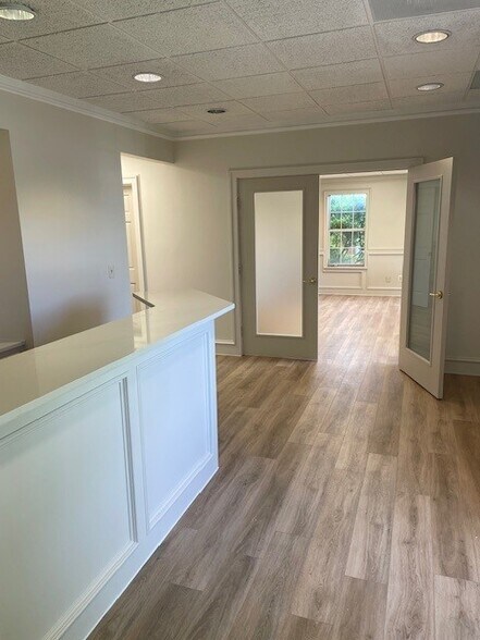 10550 Marty St, Overland Park, KS à louer - Photo intérieure - Image 2 de 7