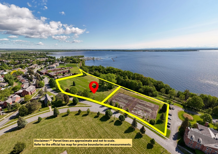 0 US oval, Plattsburgh, NY à vendre - Aérien - Image 1 de 18