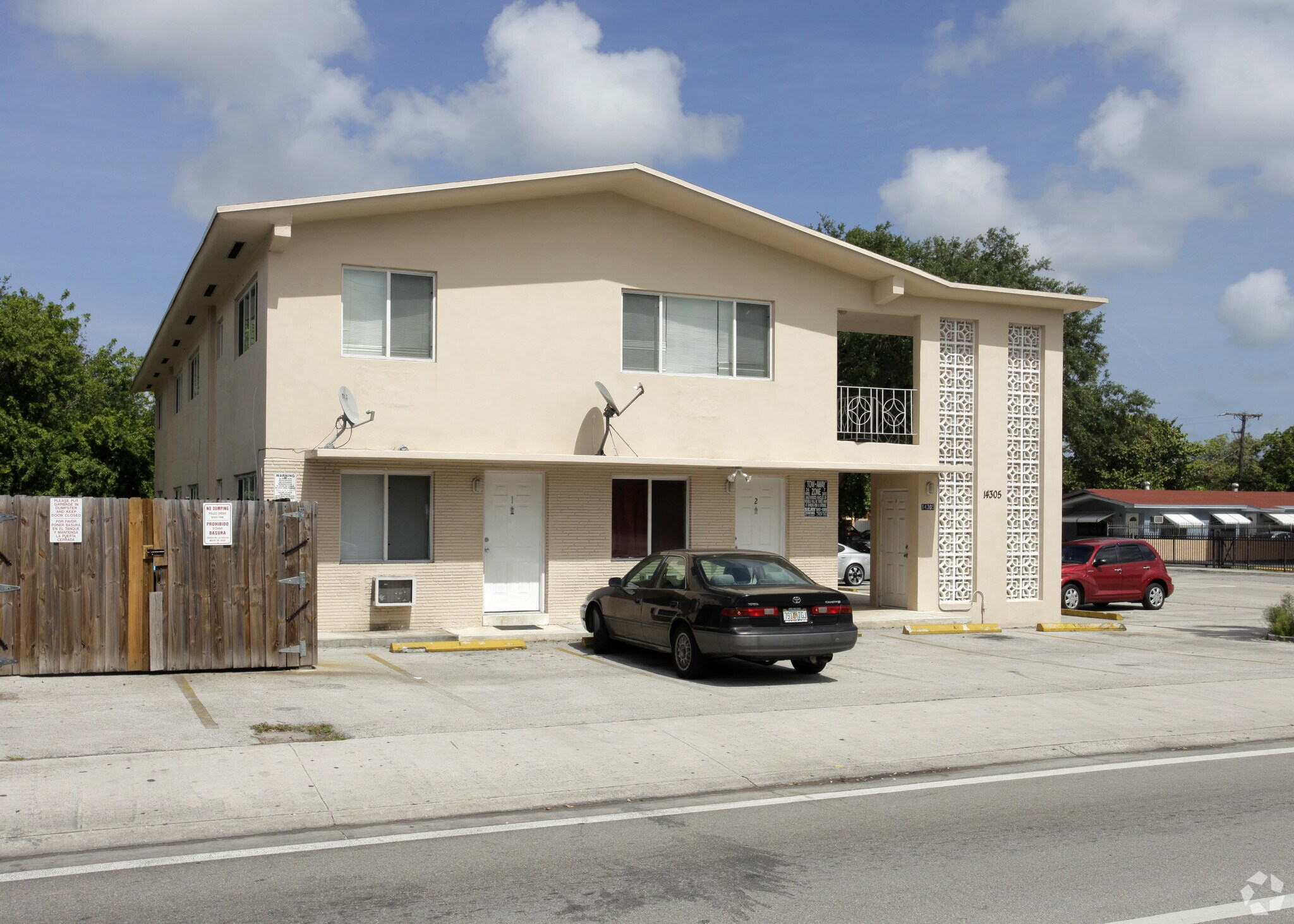 14305 NE 6th Ave, North Miami, FL à vendre Photo principale- Image 1 de 7