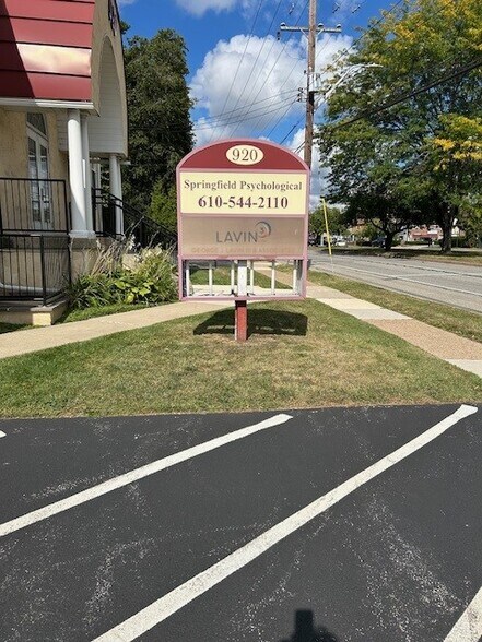 920 West Chester Pike, Havertown, PA à louer - Photo du bâtiment - Image 2 de 17