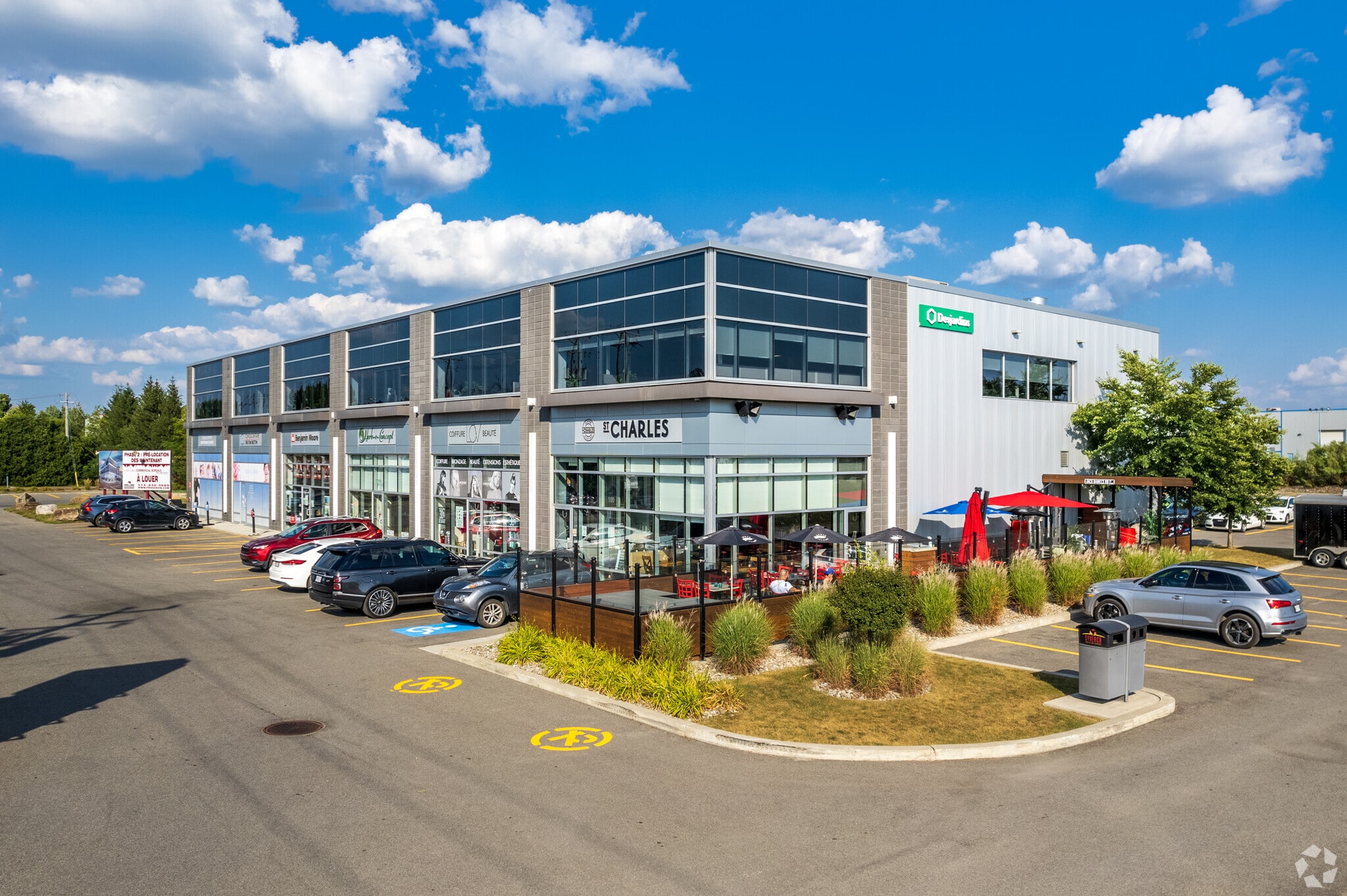 17680 Rue Charles, Mirabel, QC for lease Primary Photo- Image 1 of 6