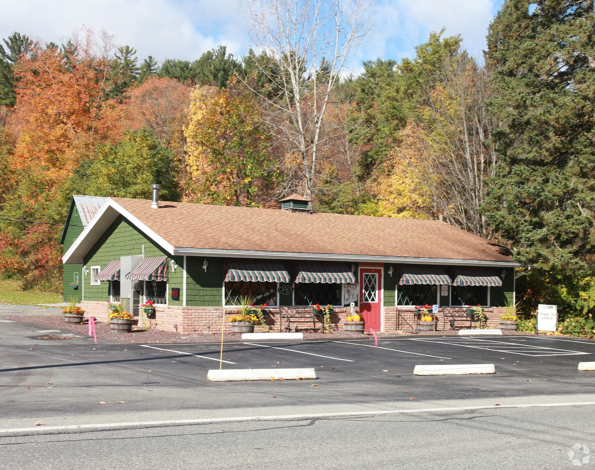 3721 Rt-9n, Diamond Point, NY for sale Building Photo- Image 1 of 17