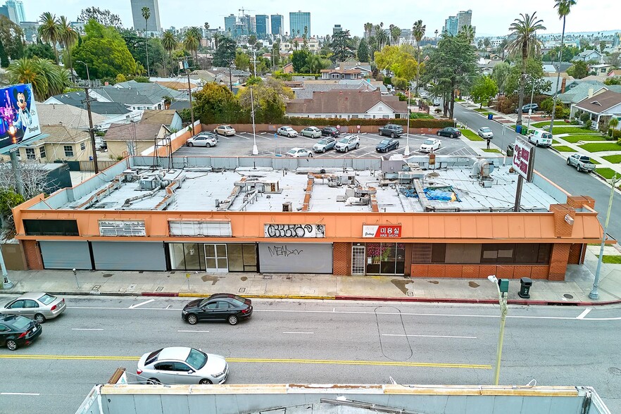 4416-4430 Beverly Blvd, Los Angeles, CA à louer - Photo du bâtiment - Image 3 de 23