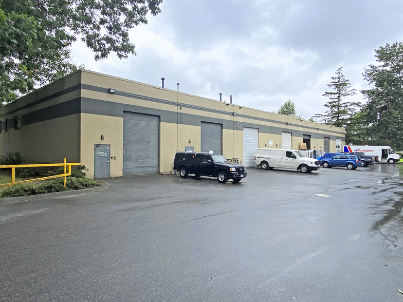 130 Glacier St, Coquitlam, BC for lease - Building Photo - Image 2 of 4