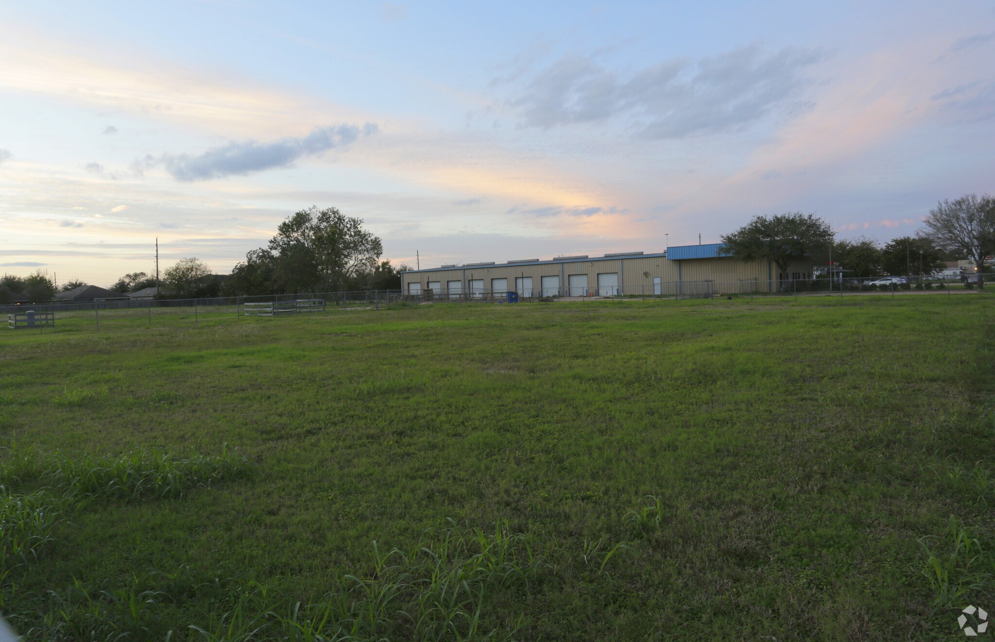 FM 359 @ Del Agua, Richmond, TX for sale Primary Photo- Image 1 of 20