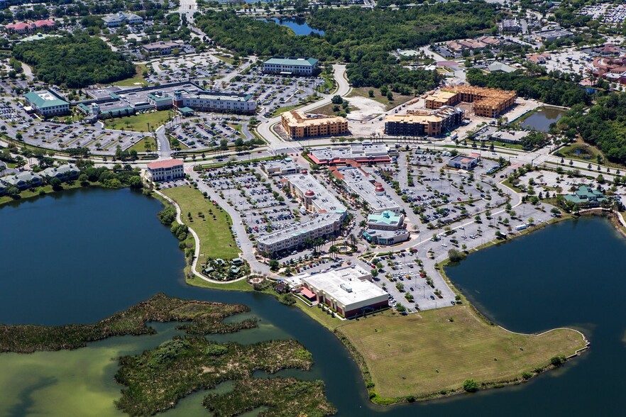 8131-8141 Lakewood Main St, Lakewood Ranch, FL à louer - Photo principale - Image 1 de 2