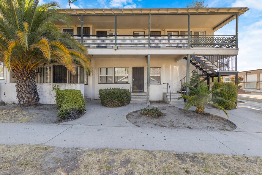 614 N Caswell Ave, Pomona, CA for sale - Building Photo - Image 2 of 12