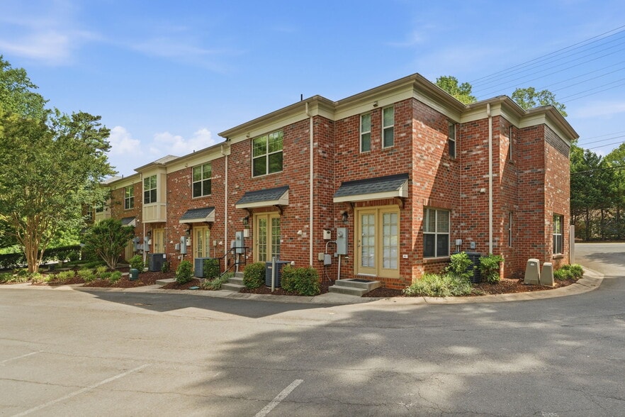 5306-5320 Park Rd, Charlotte, NC for sale - Building Photo - Image 1 of 41