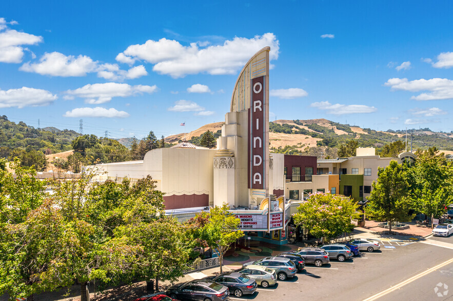 2 Theatre Sq, Orinda, CA à louer - Photo du b timent - Image 1 de 5