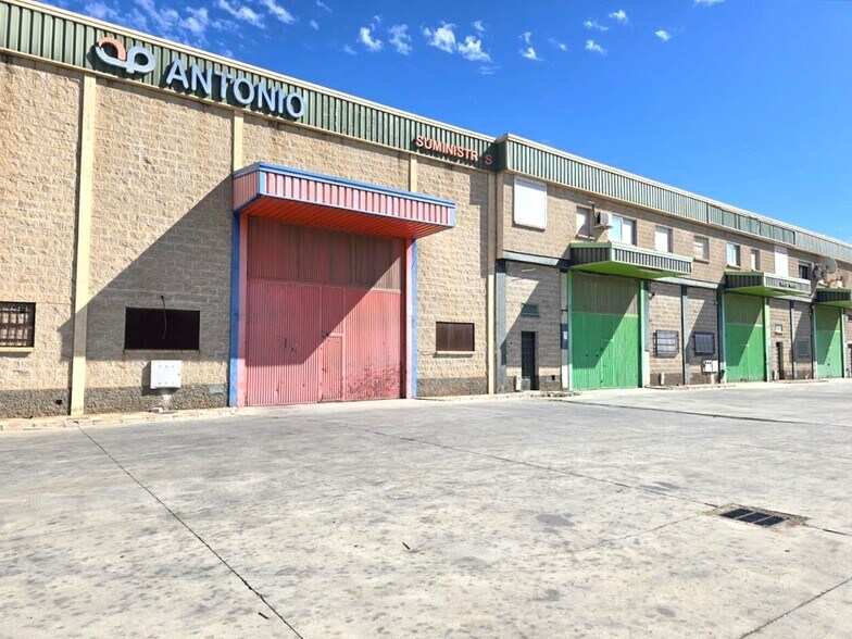 Vía de Pinos, Atarfe, Granada for sale - Building Photo - Image 3 of 14