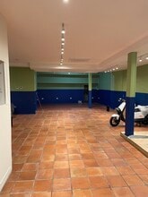 91-101 High St, Croydon for lease Interior Photo- Image 2 of 6