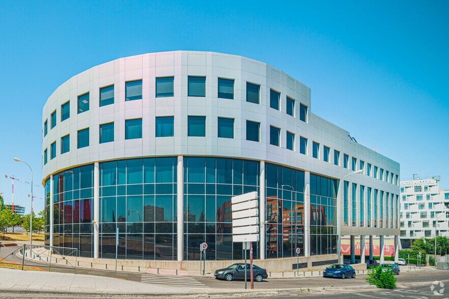 Calle de Antonio López, 249, Madrid, Madrid for sale - Building Photo - Image 3 of 5