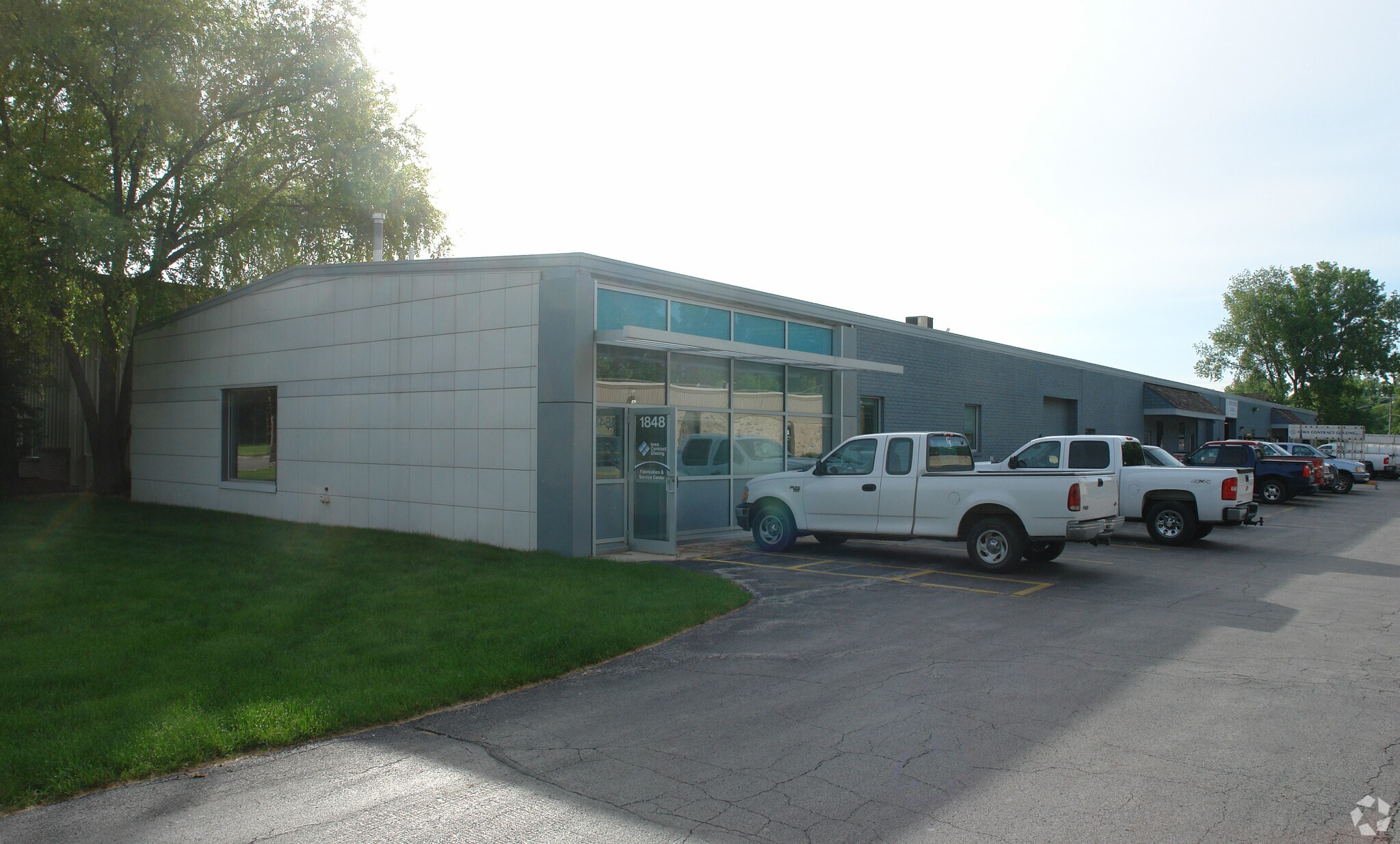 1848 Fuller Rd, West Des Moines, IA for sale Primary Photo- Image 1 of 8