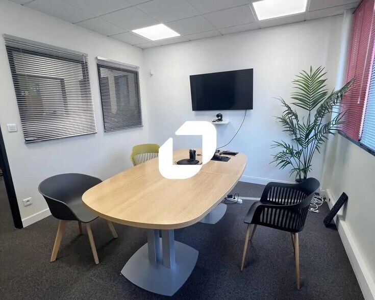 Bureau dans Haute-Goulaine à louer - Photo intérieure - Image 3 de 4