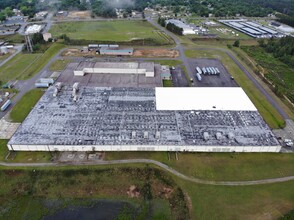 380 Dark Indigo Ln, Graniteville, SC for lease Building Photo- Image 2 of 6