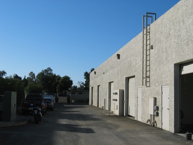 2103 E Cedar St, Tempe, AZ for lease - Building Photo - Image 2 of 6