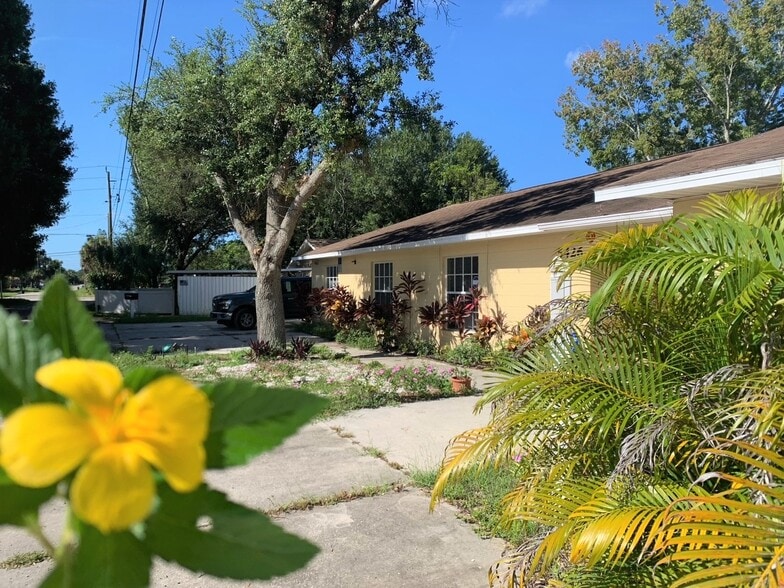 5426 18th St W, Bradenton, FL for sale - Building Photo - Image 2 of 32