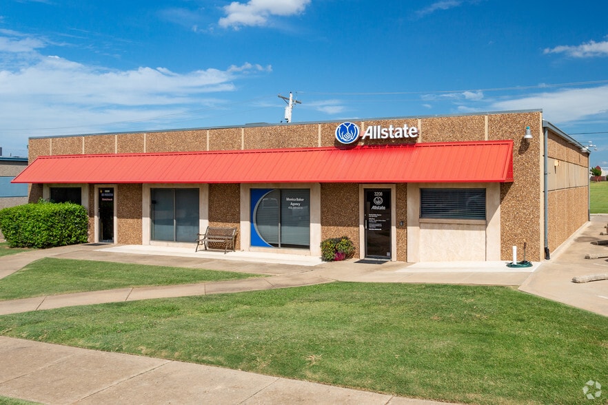 3206-3208 Teakwood Ln, Edmond, OK for sale - Primary Photo - Image 1 of 39