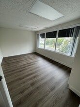 599 S Barranca Ave, Covina, CA à louer Photo intérieure- Image 2 de 2