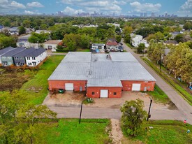 6307 Foster St, Houston TX - Warehouse