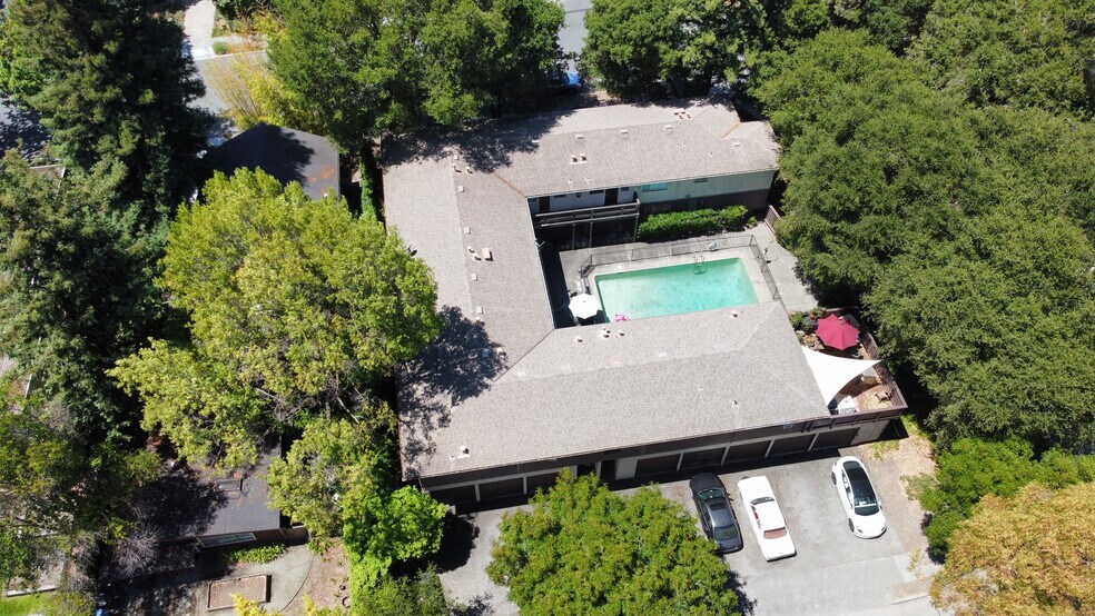 500 Palo Alto Ave, Palo Alto, CA à vendre - Photo du bâtiment - Image 3 de 16
