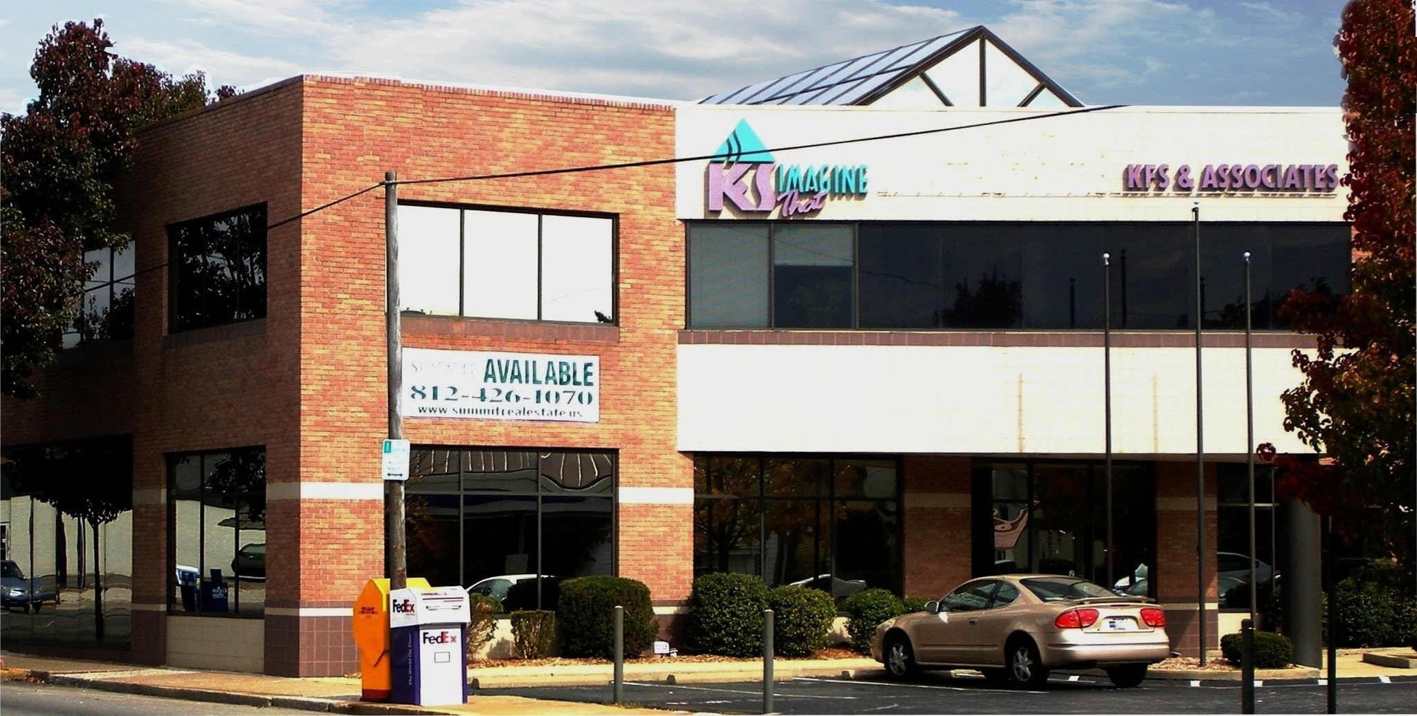 417-423 N Main St, Evansville, IN for lease Primary Photo- Image 1 of 26